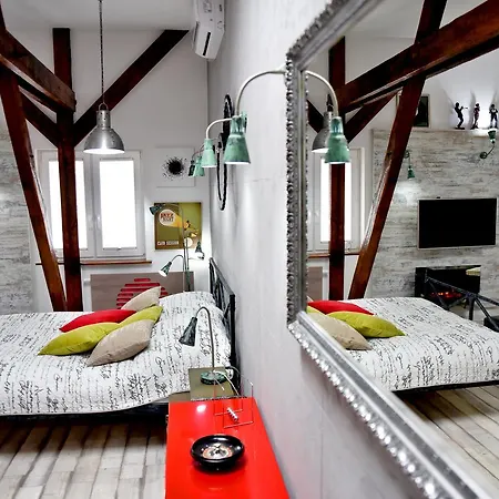 In The Attic Unikatowe Apartmenty By Stayly Appartamento